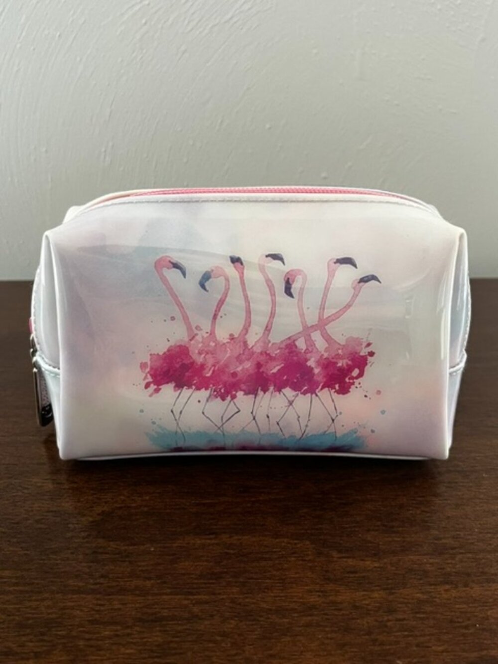 Catseye London Flamingo Cosmetic Bag White Pink - Picture 1 of 6